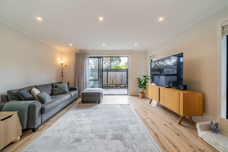 Photo of property in 15 Raeble Walkington Lane, Wallaceville, Upper Hutt, 5018