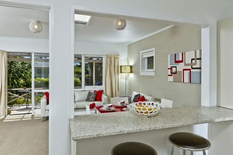 Photo of property in 1/4 Betsland Crescent, Hillcrest, Auckland, 0627