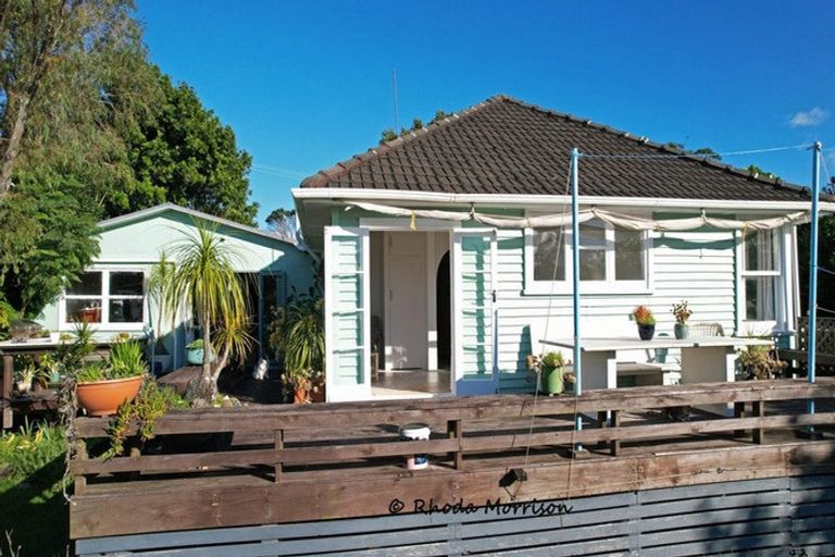 Photo of property in 46 Sandy Beach Road, Tinopai, Matakohe, 0593