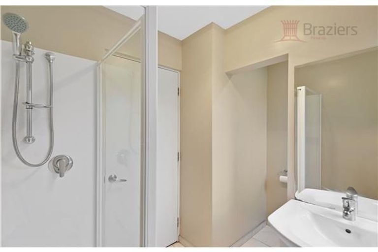 Photo of property in 1/18 George Street, Riccarton, Christchurch, 8041