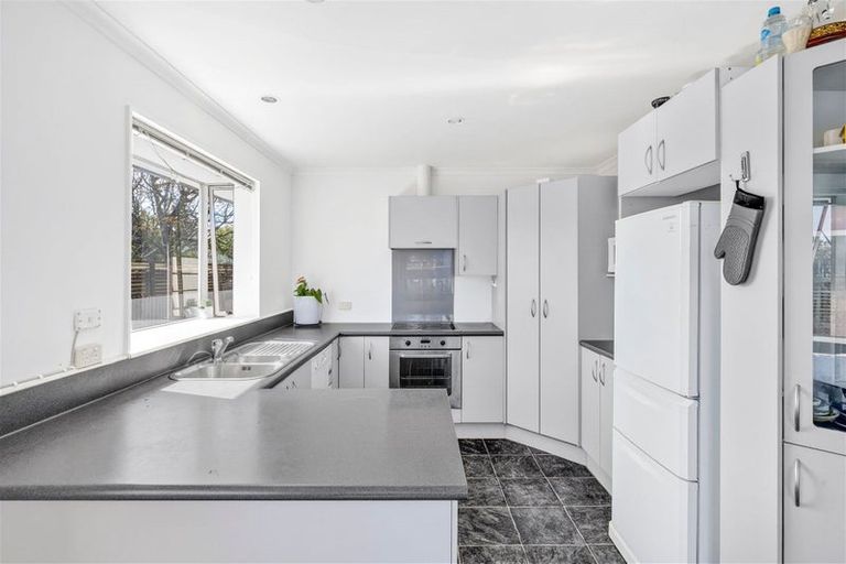 Photo of property in 30 Feary Crescent, Takaka, 7110
