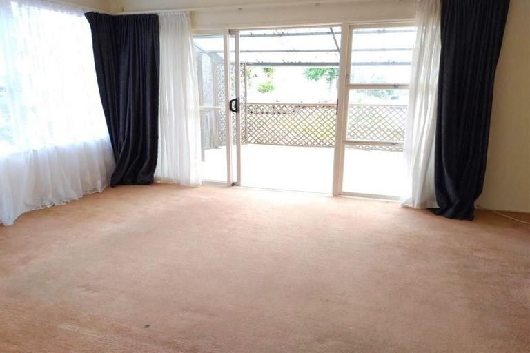 Photo of property in 117a Kia Ora Road, Beach Haven, Auckland, 0626