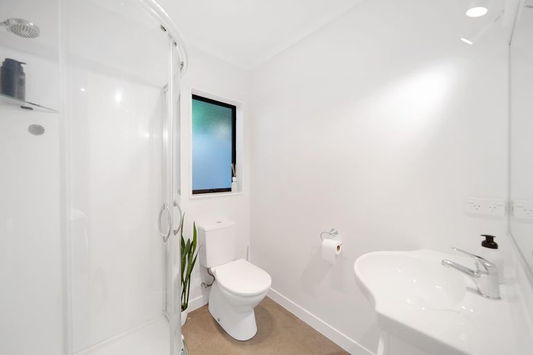 Photo of property in 17a Callis Avenue, Opaheke, Papakura, 2113