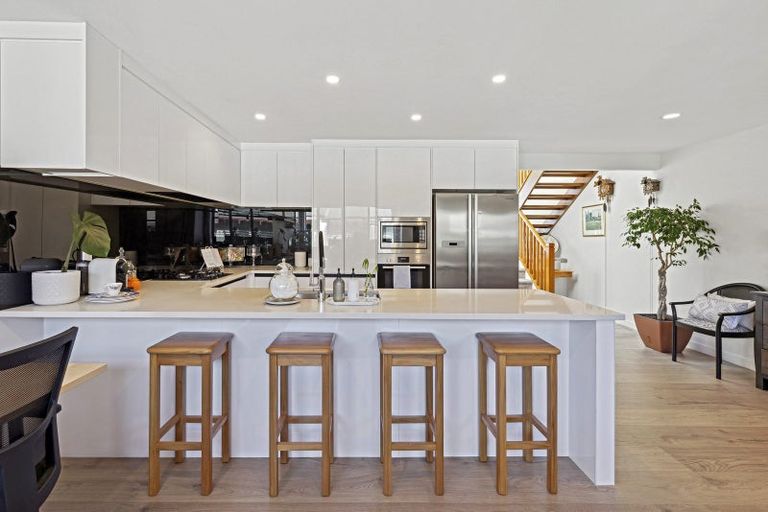 Photo of property in 3/98 Anzac Street, Takapuna, Auckland, 0622