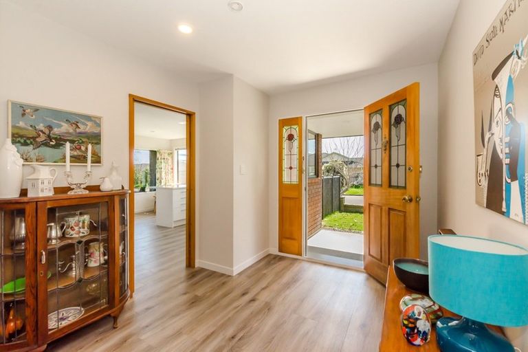 Photo of property in 76 Kapanui Road, Waikanae, 5036