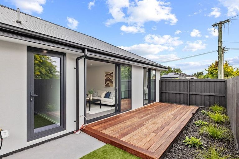 Photo of property in 1/7 Cossar Street, Burwood, Christchurch, 8083