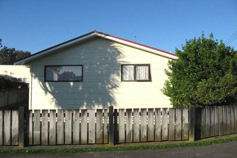 Photo of property in 35 Malone Road, Waterloo, Lower Hutt, 5011