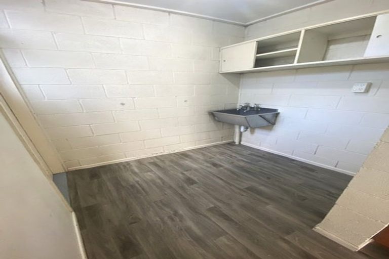 Photo of property in 267 Massey Road, Mangere East, Auckland, 2024