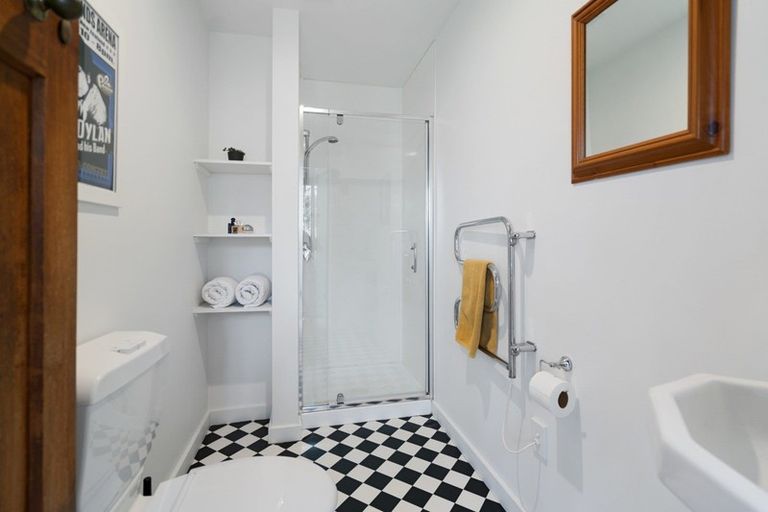 Photo of property in 36 Hudson Street, Island Bay, Wellington, 6023