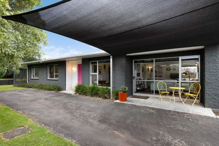 Photo of property in 15d Saint Ives Grove, Whalers Gate, New Plymouth, 4310