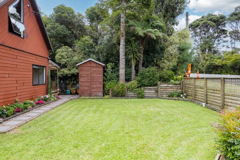 Photo of property in 72 Crows Road, Swanson, Auckland, 0614