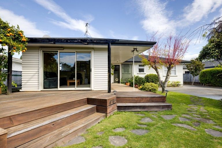 Photo of property in 7 Kent Terrace, Taradale, Napier, 4112