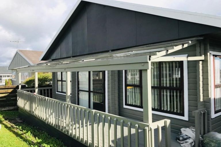 Photo of property in 3/79 Great South Road, Manurewa, Auckland, 2102