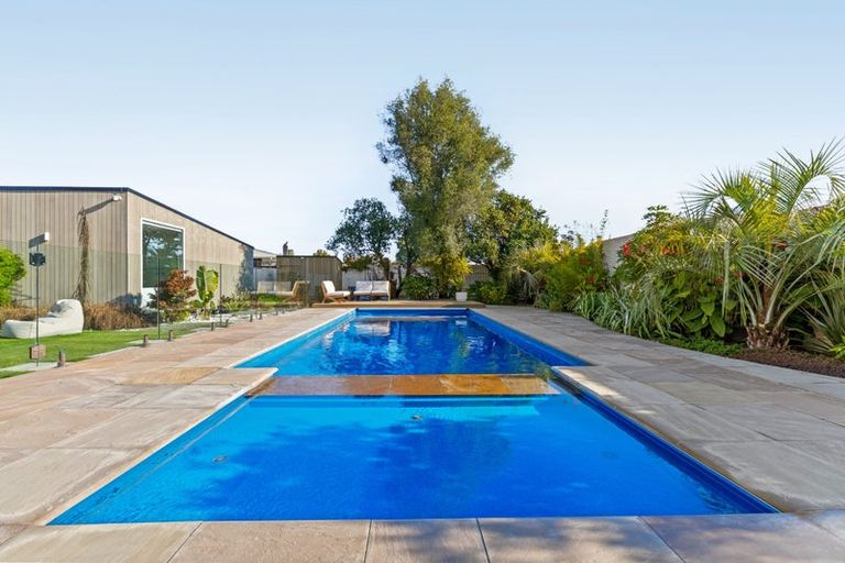 Photo of property in 461 Johns Road, Harewood, Christchurch, 8051