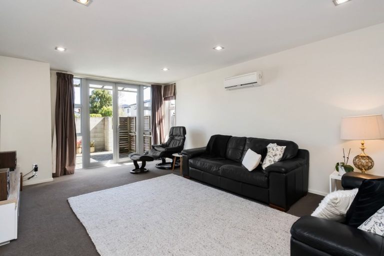 Photo of property in 90c Mandeville Street, Riccarton, Christchurch, 8011