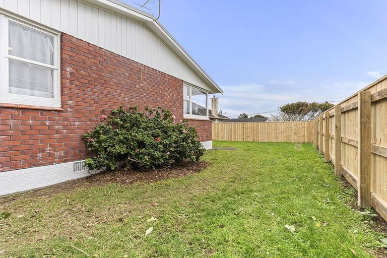 Photo of property in 1/67 Young Street, New Plymouth, 4310