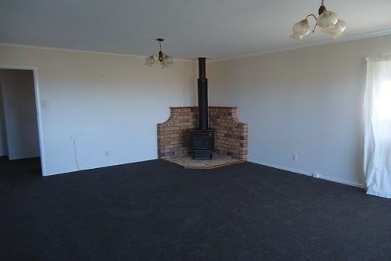 Photo of property in 247 Hobsonville Road, Hobsonville, Auckland, 0618