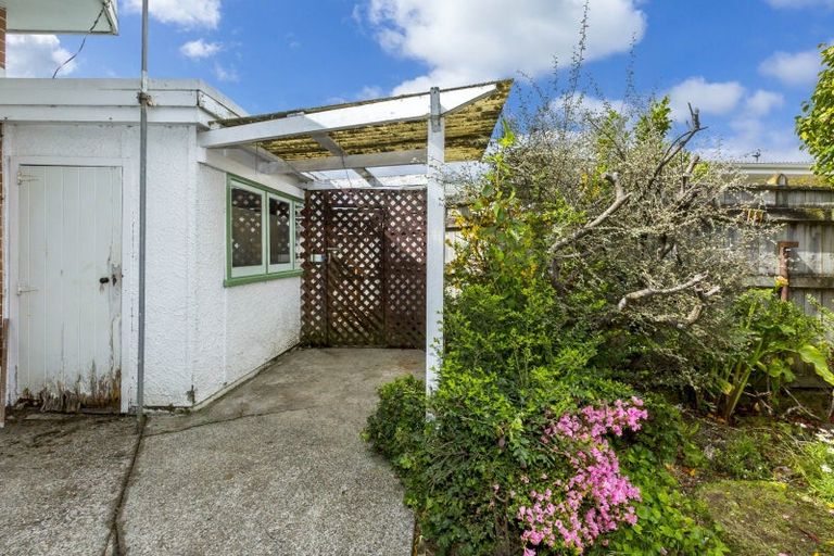 Photo of property in 32f2- Islington Street, Trentham, Upper Hutt, 5018