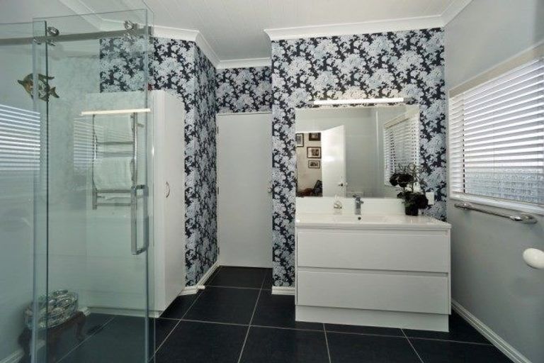 Photo of property in 8 Saunders Place, Te Puke, 3119