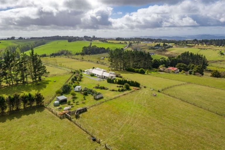 Photo of property in 47 Signal Road, Okaihau, 0475