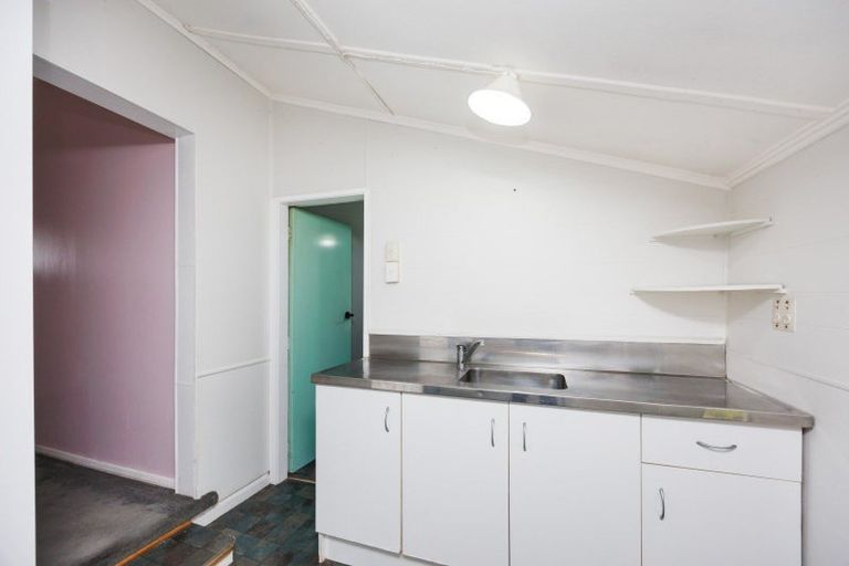 Photo of property in 45/45b Avenue Road, Foxton, 4814