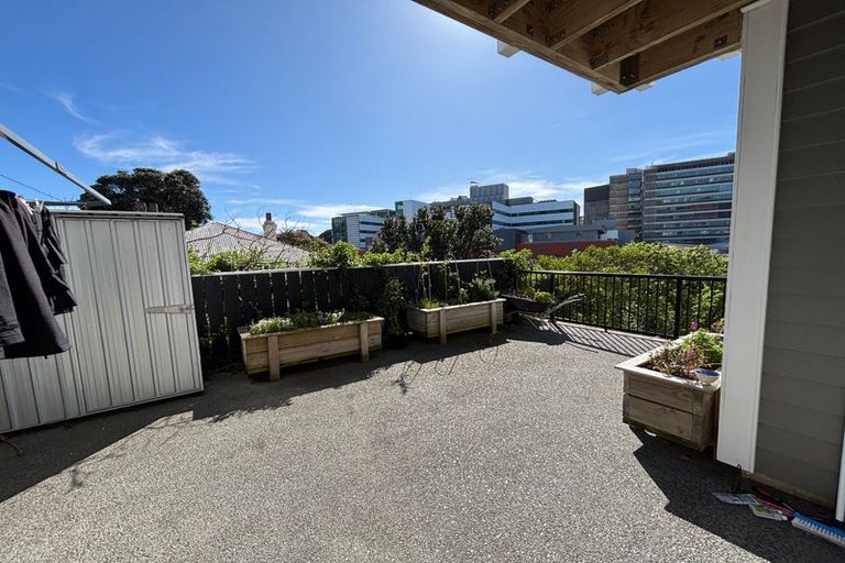 Photo of property in 2/239 Adelaide Road, Newtown, Wellington, 6021