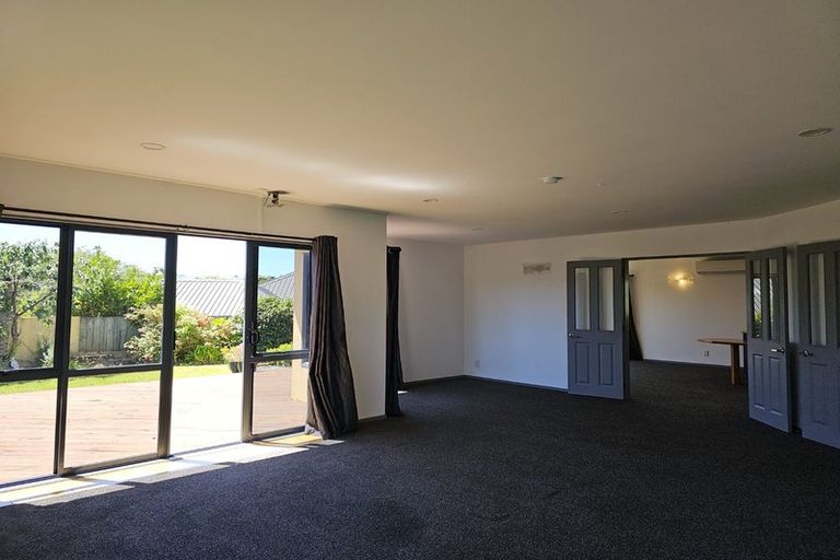 Photo of property in 65 Samwell Drive, Whitby, Porirua, 5024