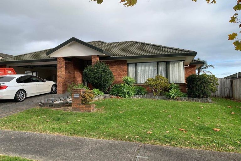 Photo of property in 21 Kilsyth Way, East Tamaki Heights, Auckland, 2016