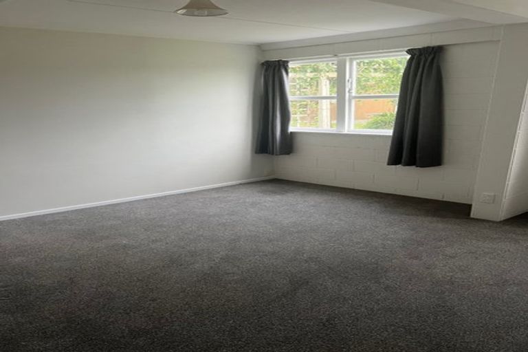 Photo of property in 12 Michelle Place, Mangere, Auckland, 2022