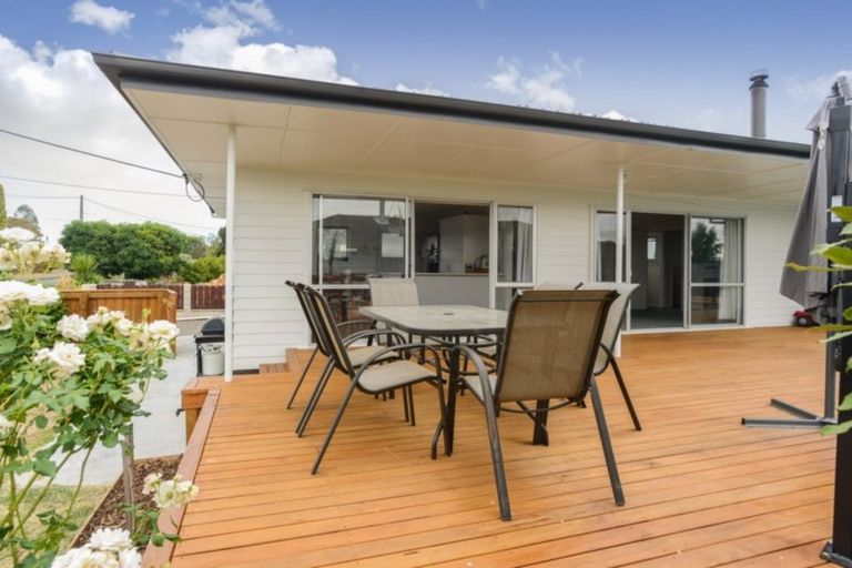 Photo of property in 23 Freyberg Terrace, Waipukurau, 4200