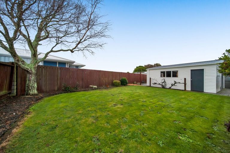 Photo of property in 13 Manuka Place, Hawera, 4610