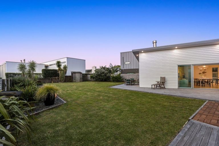Photo of property in 47 Taumata Road, Omaha, 0986