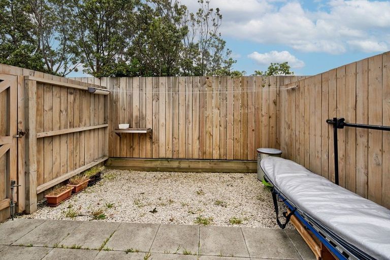Photo of property in 10/36u Tacy Street, Kilbirnie, Wellington, 6022