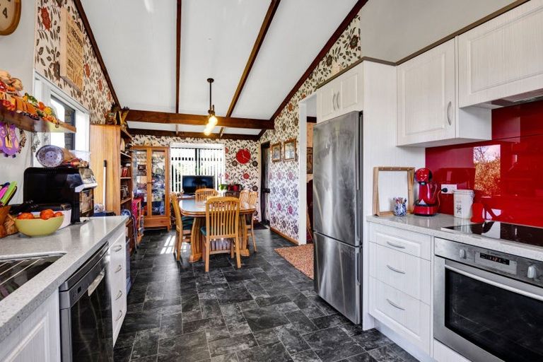 Photo of property in 1225 Egmont Road, Egmont Village, New Plymouth, 4372