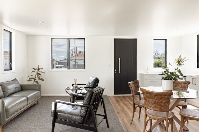 Photo of property in 17 Rutherford Road, Marewa, Napier, 4110