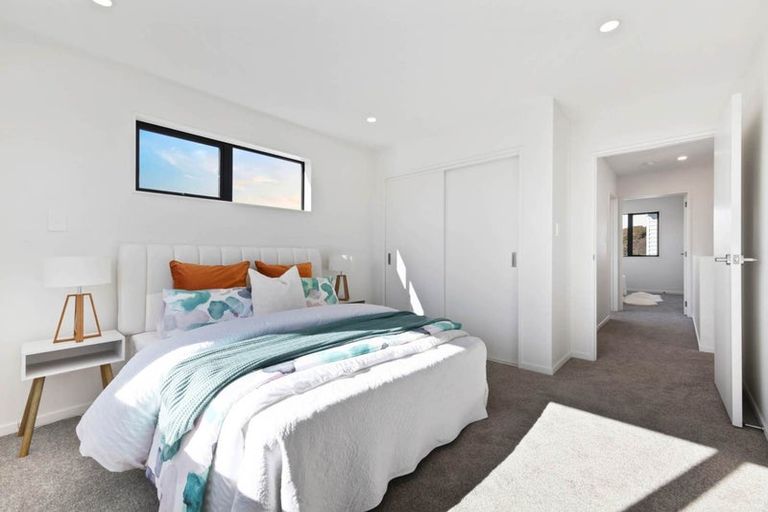 Photo of property in 5c Ainsdale Place, Manurewa, Auckland, 2102