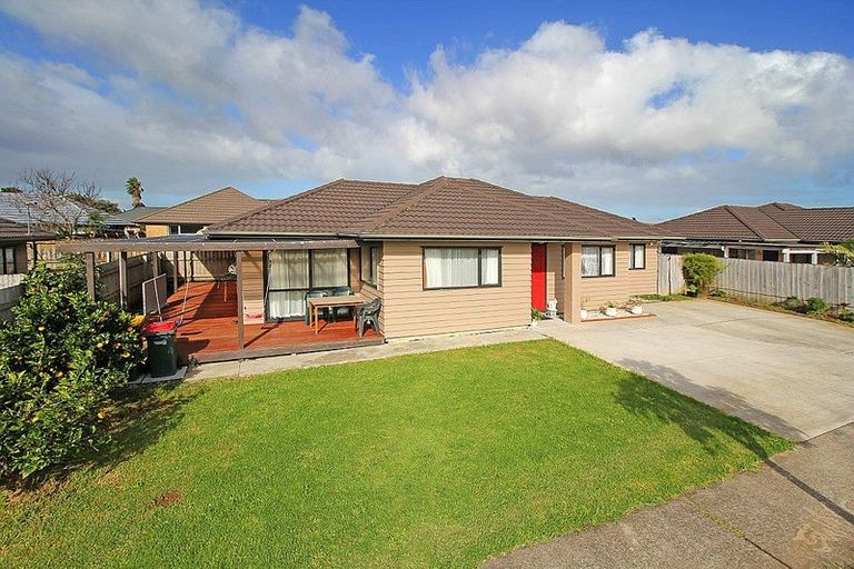 Photo of property in 12 Masters Place, Favona, Auckland, 2024