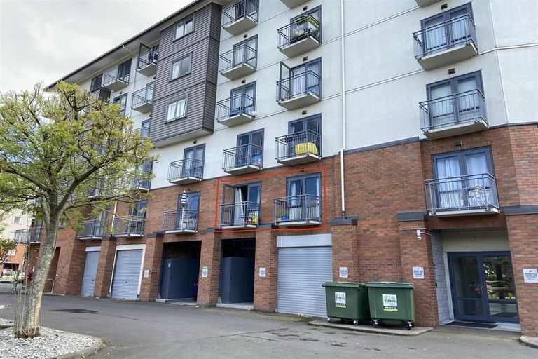 Photo of property in 1l/10 Crown Lynn Place, New Lynn, Auckland, 0600