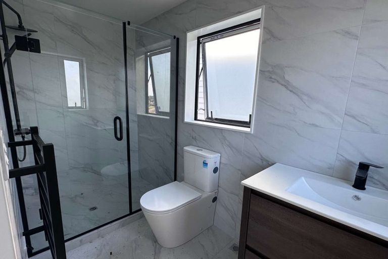 Photo of property in 20a Makomako Drive, Orewa, 0931