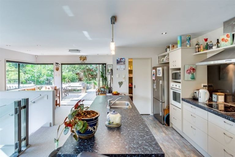 Photo of property in 6a Kokako Place, Taradale, Napier, 4112