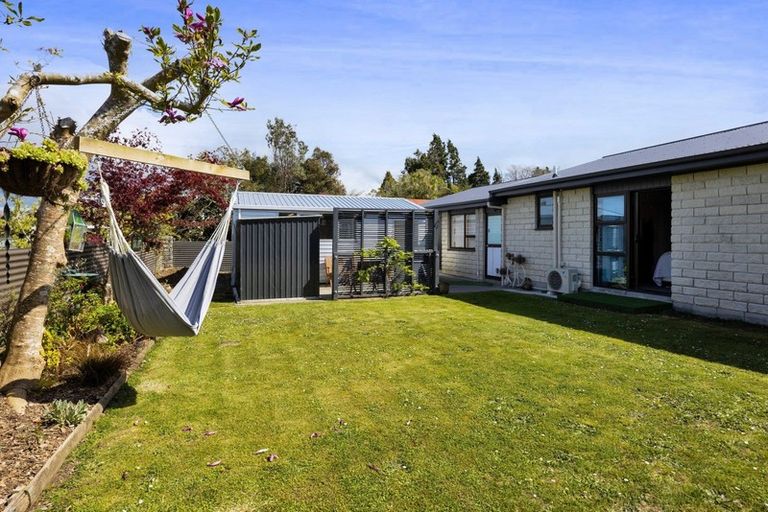 Photo of property in 20 Montjoy Street, Stratford, 4332