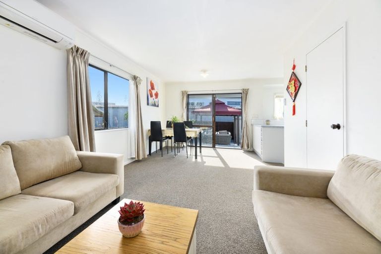 Photo of property in 31 Pomaria Road, Henderson, Auckland, 0610