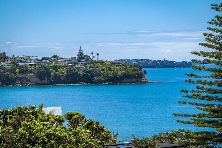 Photo of property in 21 Whitby Crescent, Mairangi Bay, Auckland, 0630