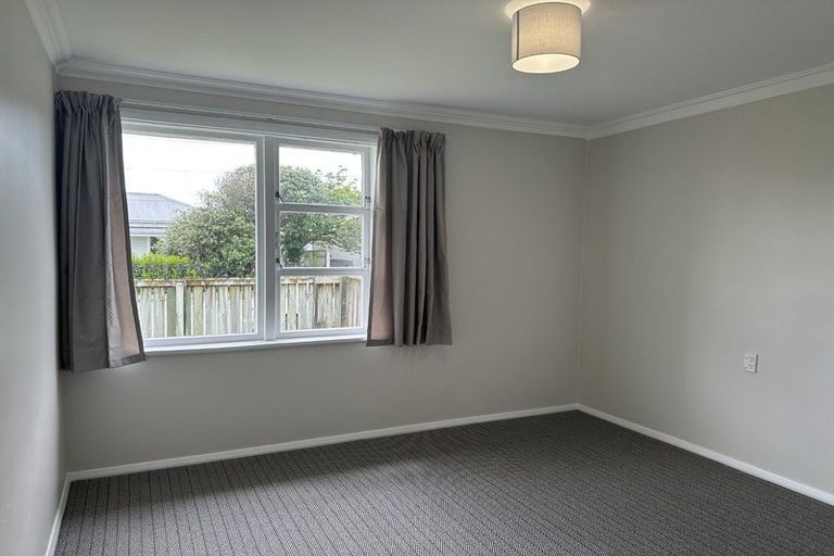Photo of property in 17 Iti Street, Otaki, 5512