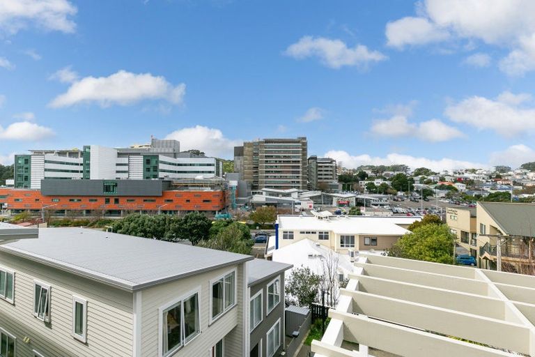 Photo of property in 239u8 Adelaide Road, Newtown, Wellington, 6021