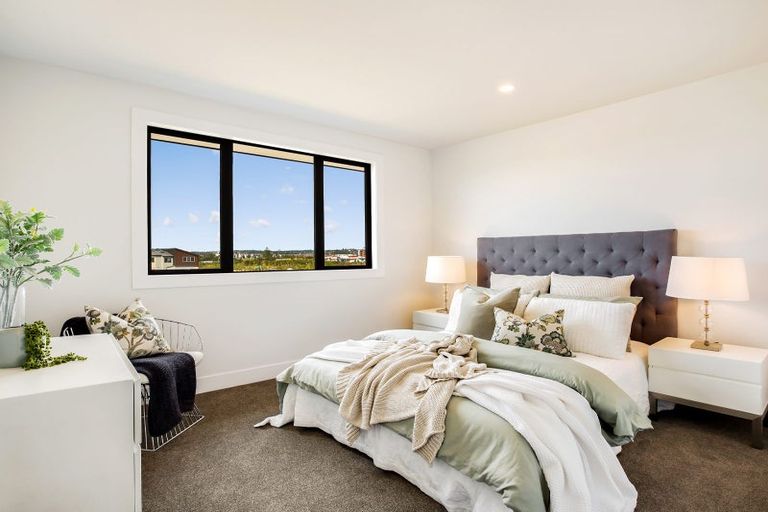 Photo of property in 8 Tirikatene Avenue, Paerata, Pukekohe, 2124