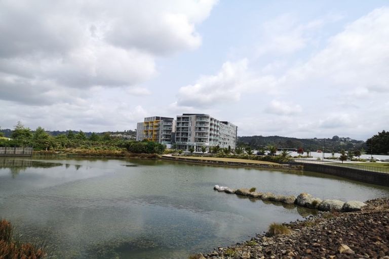 Photo of property in 604/27 Don Mckinnon Drive, Albany, Auckland, 0632