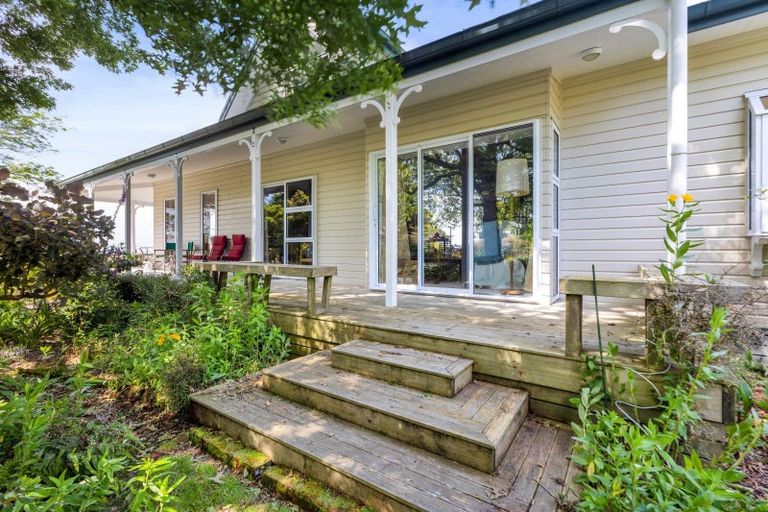 Photo of property in 839 Otaraoa Road, Tikorangi, Waitara, 4383