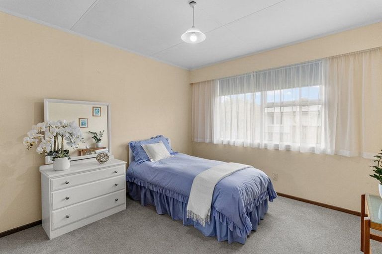 Photo of property in 14c Cowling Road, Hurdon, New Plymouth, 4310