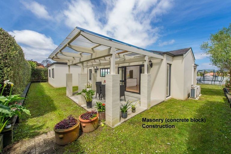Photo of property in 19 Magee Place, East Tamaki Heights, Auckland, 2016